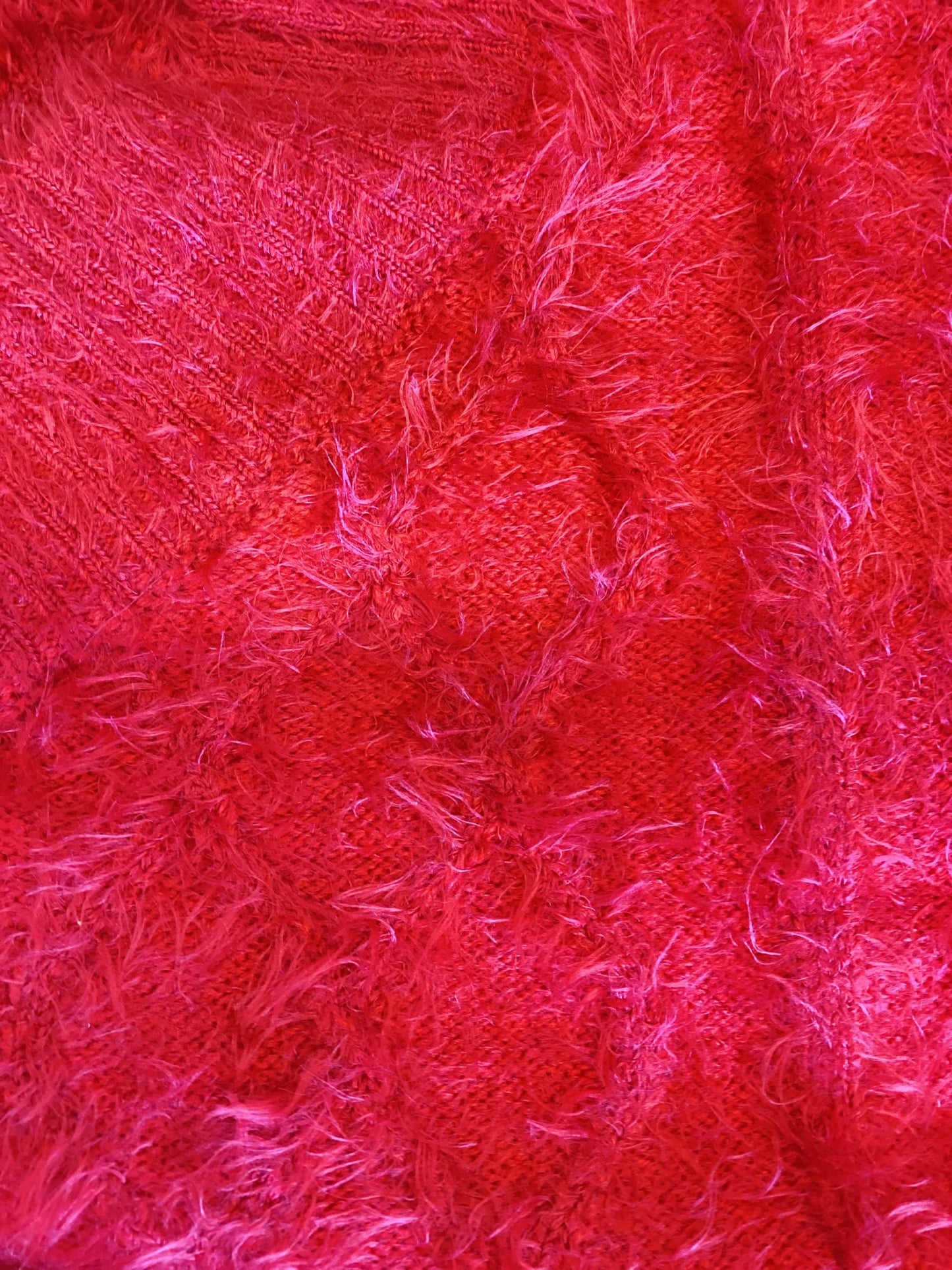 Сиевешу Джемпериса – Джорджа – Великобритания 16/18; 44/46 евро