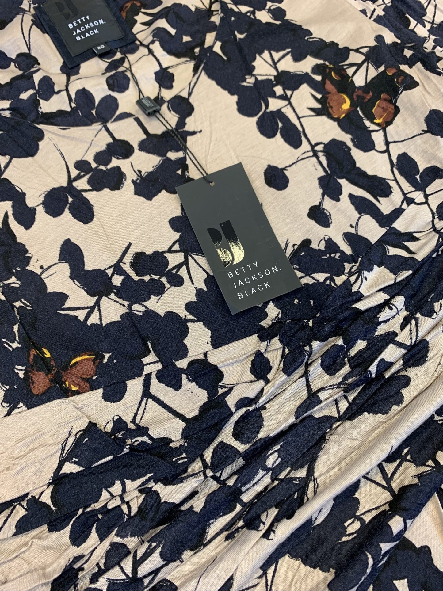 Sieviešu kleita - Betty Jackson. Black - 4XL - 46EU - 20UK