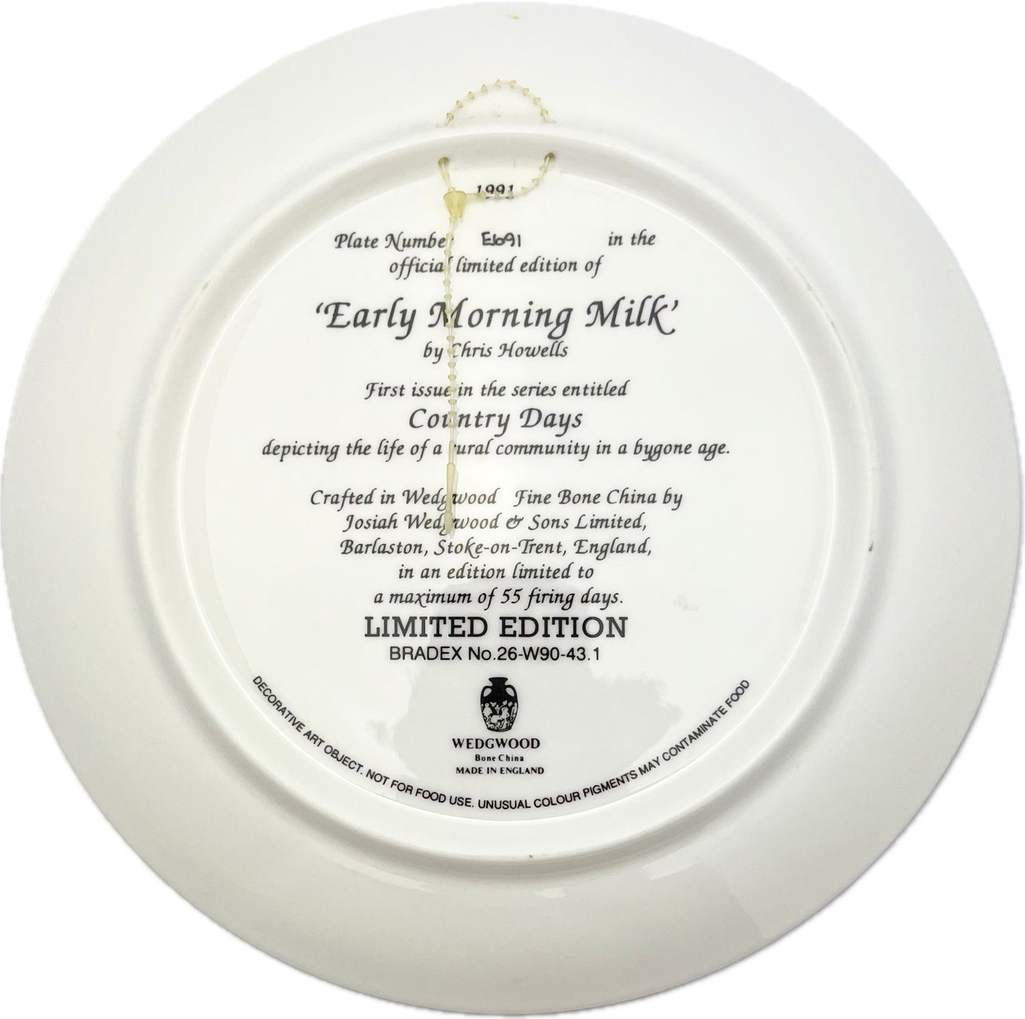 Dekoratīvs šķīvis - Wedgwood - Early Morning Milk