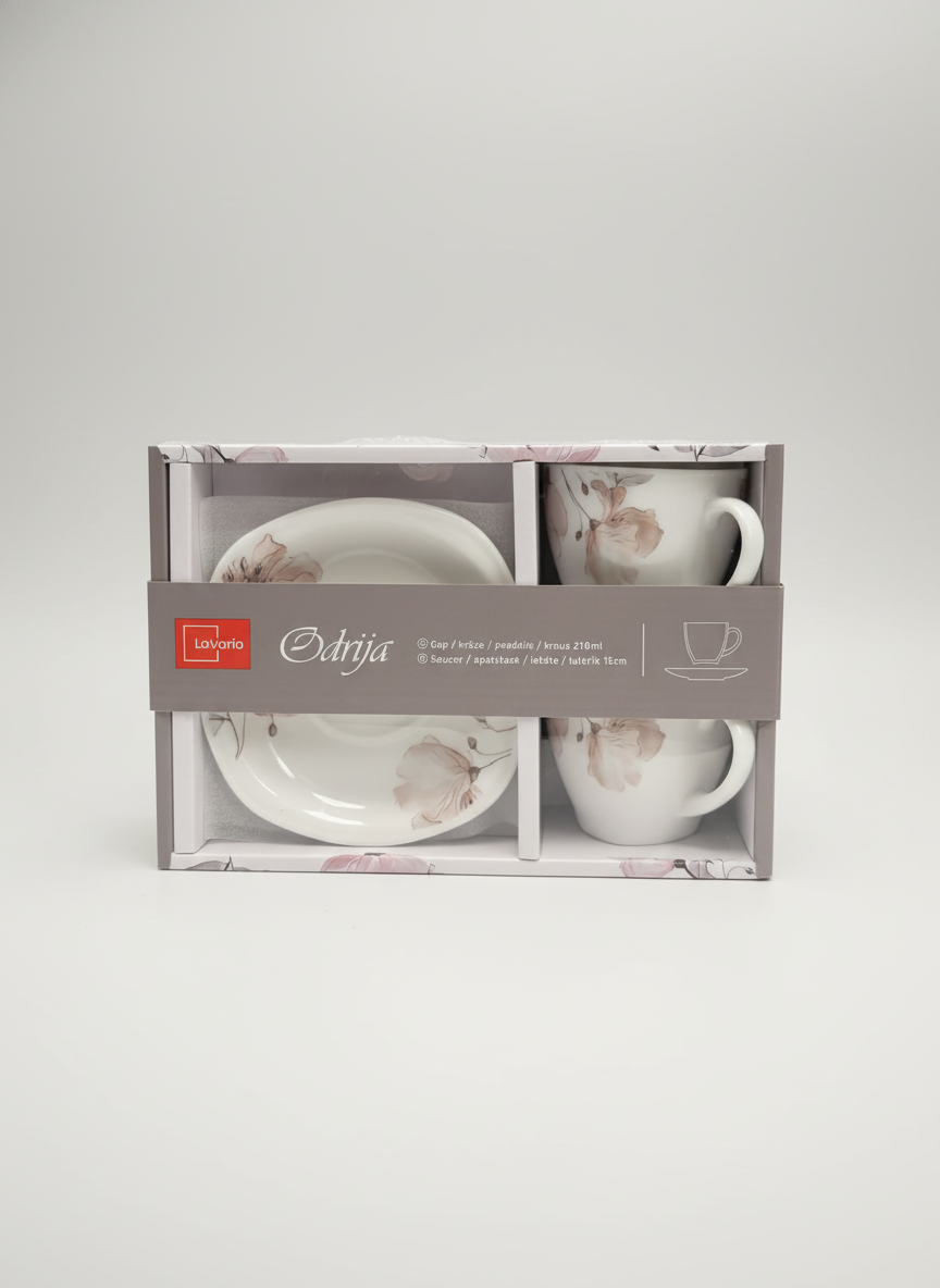 Latvija Odrija cup set with neutral background