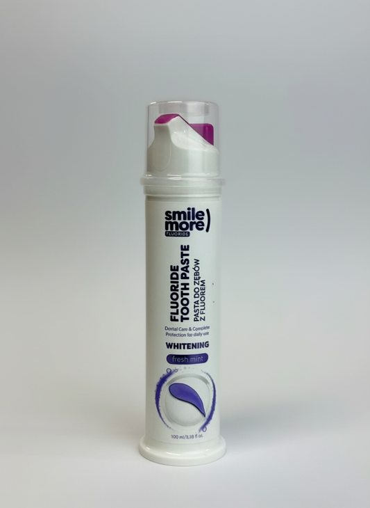 Neutral background whitening toothpaste