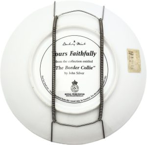 Dekoratīvs porcelāna šķīvis- Royal Worcester - The Border Collie